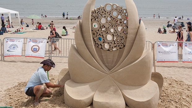 Awesome sand sculptures