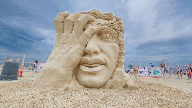 Awesome sand sculptures