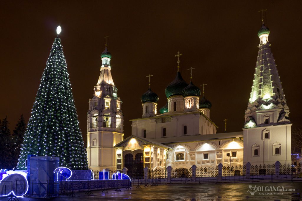 Church of Ilya the Prohet on Soviet square on New Year night 2017, Yaroslavl