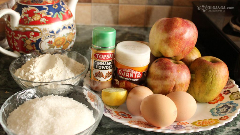 Ingredients for apple pie "Sharlotka"